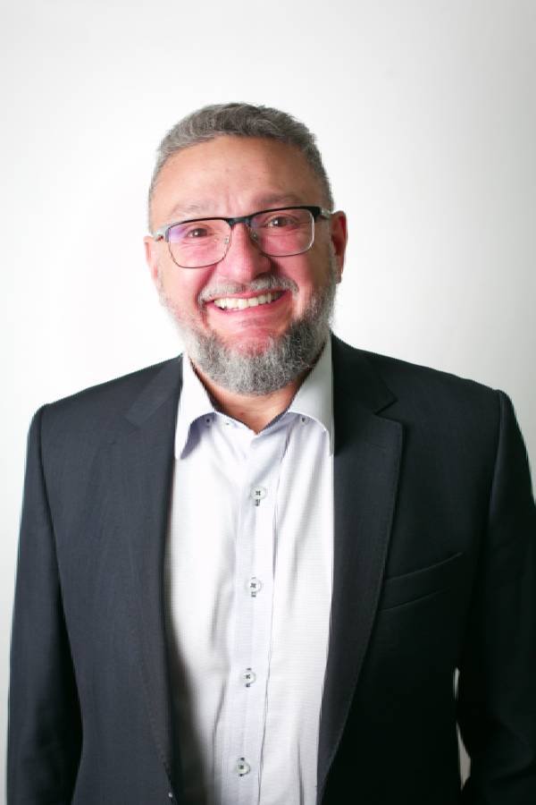 Bene Barbosa